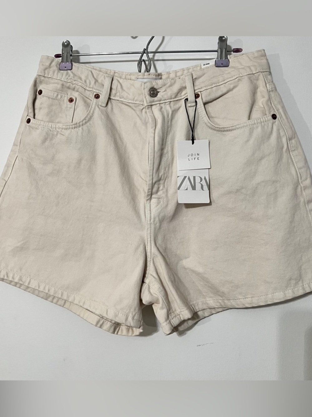 Zara Join Life Cream High-Waist Denim ShortsA0039